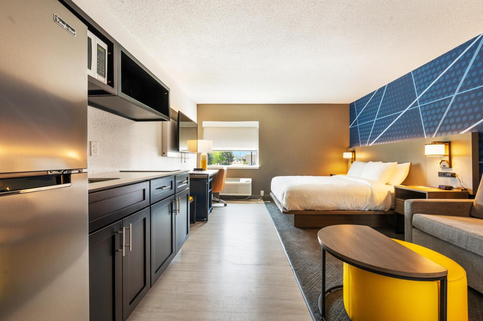 Comfort Inn Mayfield Heights Cleveland East Exteriör bild
